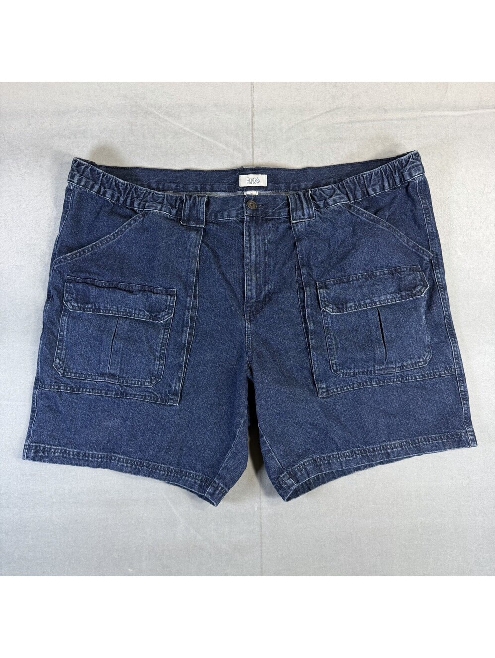 Croft & Barrow Denim Cargo Shorts Mens 50 Blue Elastic Waist 8.5" Inseam